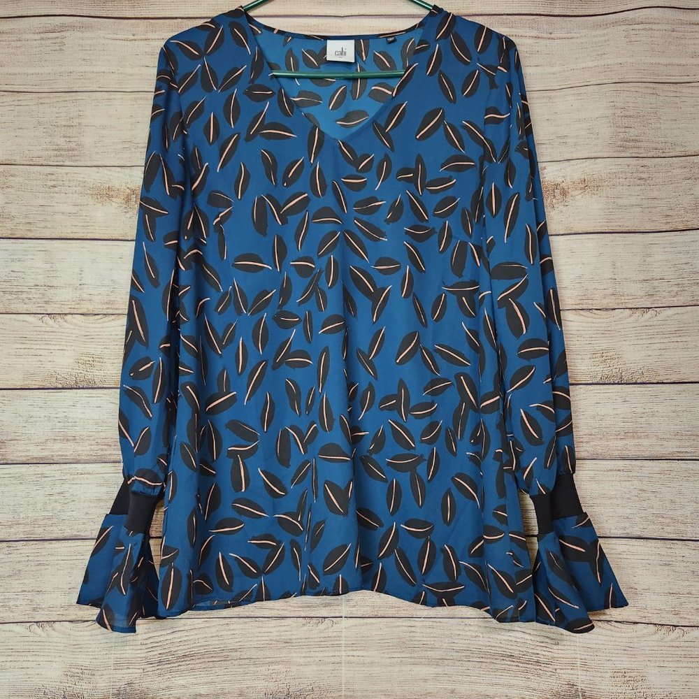 CAbi Shadow Leaf Blouse Women's Size Medium Ruffle Finish Flutter Sleeves Blue